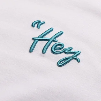 Geyuna minőségi rövid ujjú póló 3D Letter hímzett félujjú pár divat alátétes póló