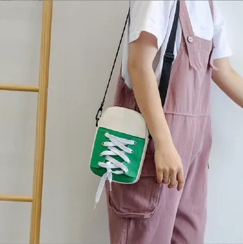 Kreatív válltáska Luxus designer pénztárcák és kézitáskák nőknek 2023 Fashion Canvas Messenger táska Crossbody táskák nőknek