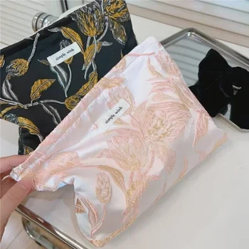 Nagy kapacitású mosószerek szervezője Új divat aranyszál virágos jacquard tengelykapcsoló kozmetikai táska női sminktáska tasak