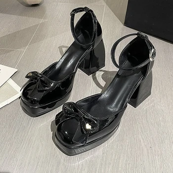 Női szivattyúk Mary Janes Platform cipők Női márka design Gótikus stílus Lolita Sweet Girl Office Női magas sarkú cipők Új szivattyúk